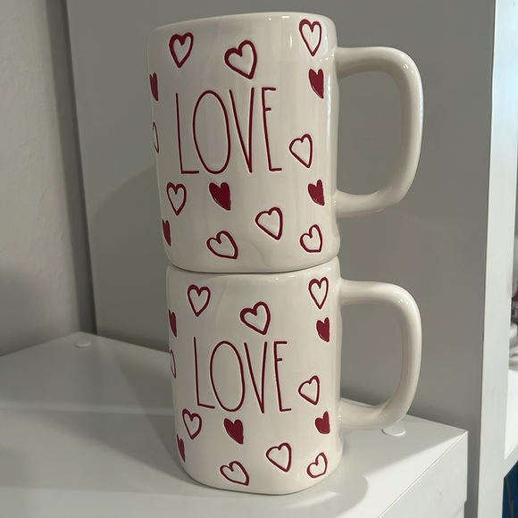 ❤️CUTE. Rae Dunn Valentin MUG. - Picture 11 of 16